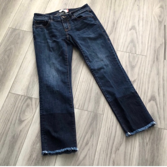 ✨ Cabi Jeans Slim Boyfriend Jeans - Picture 3 of 10